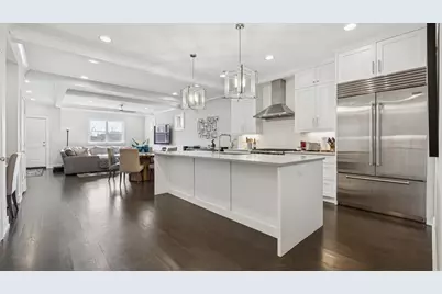 2341 W Roscoe Street #3W, Chicago, IL 60618 - Photo 11