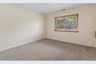 925 Spring Hill Drive #102, Northbrook, IL 60062 - Photo 11
