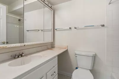 925 Spring Hill Drive #102, Northbrook, IL 60062 - Photo 15