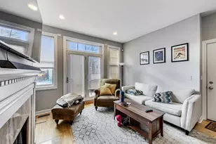 1330 W Fletcher St, Chicago, IL 60657 - Photo 7