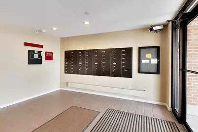 308 Happ Road #201, Northfield, IL 60093 - Photo 7