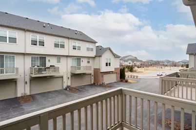 40 Woodmoor Court, Lombard, IL 60148 - Photo 7