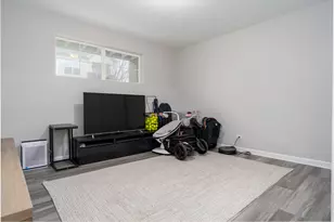 40 Woodmoor Ct, Lombard, IL 60148 - Photo 21