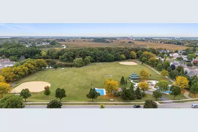 1300 Kettering Road, Mundelein, IL 60060 - Photo 17