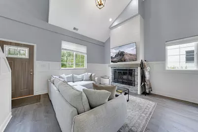 228 Juneway Terrace, Lake Bluff, IL 60044 - Photo 3