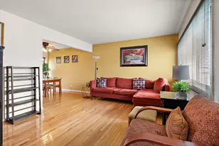 8000 W Lyons St, Niles, IL 60714 - Photo 3