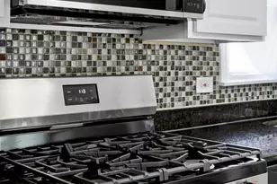 5500 W 83rd Pl, Burbank, IL 60459 - Photo 11