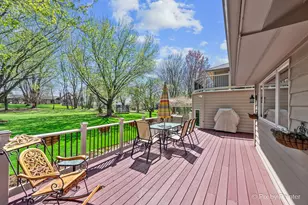 5N411 Harvest Ln, Saint Charles, IL 60175 - Photo 11