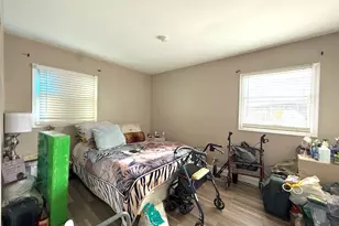 1216 N Lake Shore Dr, Round Lake Beach, IL 60073 - Photo 7