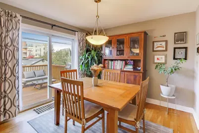 4222 N Claremont Avenue, Chicago, IL 60618 - Photo 5