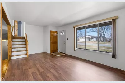 409 Kensington Drive, McHenry, IL 60050 - Photo 9