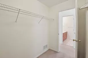 76 Ione Dr, South Elgin, IL 60177 - Photo 21