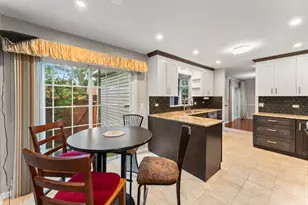 1903 N Evergreen Ave, Arlington Heights, IL 60004 - Photo 7