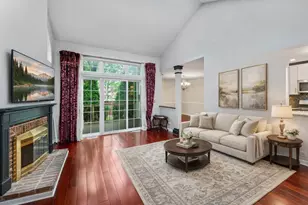 1903 N Evergreen Ave, Arlington Heights, IL 60004 - Photo 9