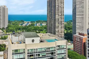 2728 N Hampden Ct, Chicago, IL 60614 - Photo 17