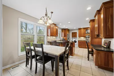 220 Dover Circle, Lincolnshire, IL 60069 - Photo 11