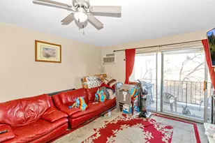 1180 Meadow Ln, Hoffman Estates, IL 60169 - Photo 5