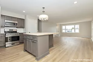 410 W Mueller St, Arlington Heights, IL 60004 - Photo 9