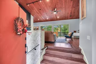 1010 Parkview Dr, Mahomet, IL 61853 - Photo 9