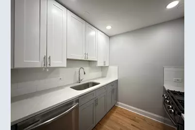 6954 N Sheridan Road #206, Chicago, IL 60626 - Photo 3