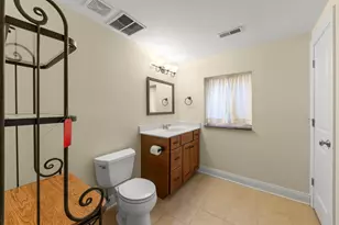 204 Amherst Cir, Oswego, IL 60543 - Photo 27