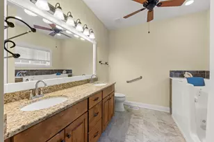 204 Amherst Cir, Oswego, IL 60543 - Photo 15