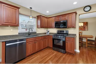 599 Hempstead Avenue, Naperville, IL 60565 - Photo 7