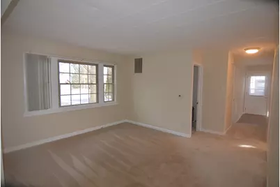 28601 N Washington Avenue, Wauconda, IL 60084 - Photo 5