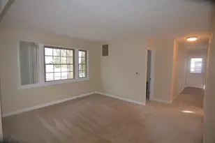 28601 N Washington Ave, Wauconda, IL 60084 - Photo 5