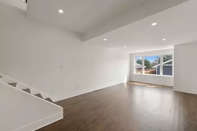 2733 Wesley Avenue, Berwyn, IL 60402 - Photo 9