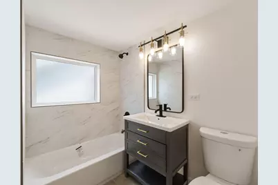 2733 Wesley Avenue, Berwyn, IL 60402 - Photo 21