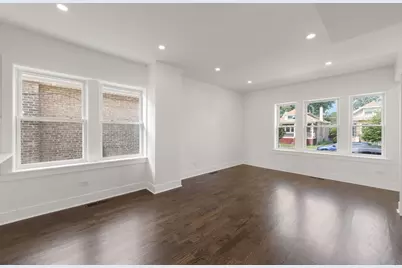 2733 Wesley Avenue, Berwyn, IL 60402 - Photo 3