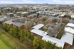 10111 Old Orchard Ct, Skokie, IL 60076 - Photo 21