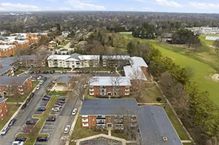 10111 Old Orchard Ct, Skokie, IL 60076 - Photo 19