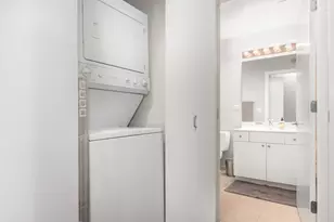 235 W Van Buren St, Chicago, IL 60607 - Photo 11