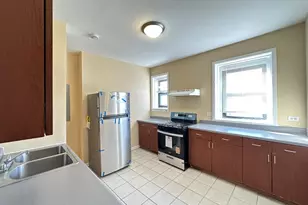 4035 W Gladys Ave, Chicago, IL 60624 - Photo 3