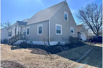 1825 18th Avenue, Sterling, IL 61081 - Photo 1