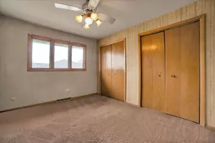 7631 Chestnut Dr, Orland Park, IL 60462 - Photo 17