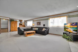 7631 Chestnut Dr, Orland Park, IL 60462 - Photo 9