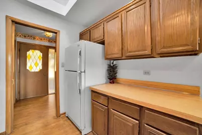 7631 Chestnut Drive, Orland Park, IL 60462 - Photo 7