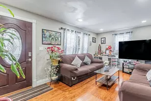 326 S Hudson St, Westmont, IL 60559 - Photo 3