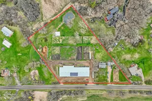 12216 Pleasant Valley Rd, Woodstock, IL 60098 - Photo 3