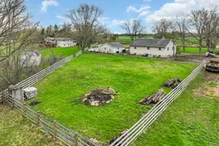 12216 Pleasant Valley Rd, Woodstock, IL 60098 - Photo 15