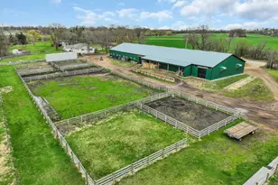 12216 Pleasant Valley Rd, Woodstock, IL 60098 - Photo 11