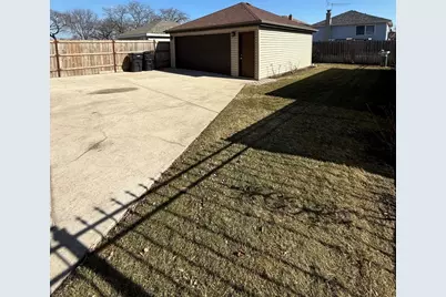 11605 S Avenue N, Chicago, IL 60617 - Photo 23