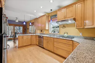 5255 W Ardmore Ave, Chicago, IL 60646 - Photo 7