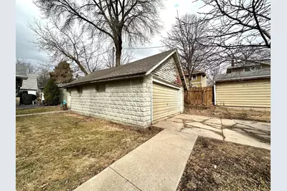 314 S 2nd Avenue #2, Saint Charles, IL 60174 - Photo 7