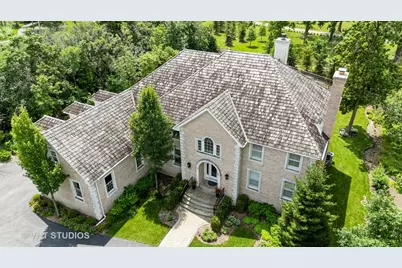 301 Belle Foret Drive, Lake Bluff, IL 60044 - Photo 33