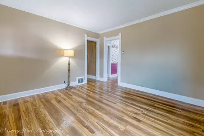 533 W State Street, Sycamore, IL 60178 - Photo 5