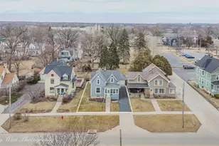 533 W State St, Sycamore, IL 60178 - Photo 23